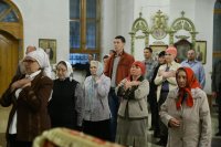 22-В день Победы епископ Амфилохий совершил ночную Литургию и поминовение павших  в Андреевском соборе Усть-Каменогорска
