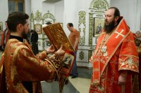 28-В день Победы епископ Амфилохий совершил ночную Литургию и поминовение павших  в Андреевском соборе Усть-Каменогорска