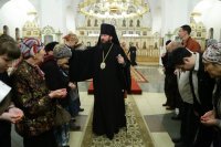 33-В день Победы епископ Амфилохий совершил ночную Литургию и поминовение павших  в Андреевском соборе Усть-Каменогорска