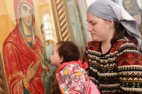 21-Во второй день святок епископ Амфилохий совершил Литургию в Стефаниевском храме села Предгорное