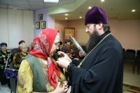 9-Сотрудникам Усть-Каменогорского епархиального управления и работникам Свято-Троицкого монастыря вручены памятные медали в честь 1000-летия равноапостольного князя Владимира