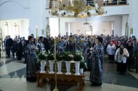7-Управляющий Усть-Каменогорской епархией совершил утреню Великой субботы с чином погребения