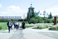 9-Аким Восточно-Казахстанской области Д.К.Ахметов посетил возрождающийся Троицкий собор Усть-Каменогорска, памятник архитектуры