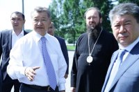 15-Аким Восточно-Казахстанской области Д.К.Ахметов посетил возрождающийся Троицкий собор Усть-Каменогорска, памятник архитектуры