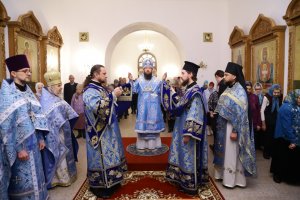 Честнаго образа Твоего знамение празднующе. Служение епископа Амфилохия в день памяти иконы Божией Матери «Знамение»