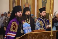 3-Честнаго образа Твоего знамение празднующе. Служение епископа Амфилохия в день памяти иконы Божией Матери «Знамение»
