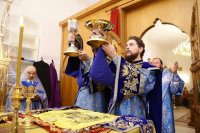 13-Честнаго образа Твоего знамение празднующе. Служение епископа Амфилохия в день памяти иконы Божией Матери «Знамение»