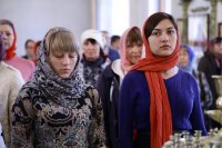 16-В день праздника Светлого Христова Воскресения епископ Амфилохий совершил Пасхальную великую вечерню в Андреевском кафедральном соборе