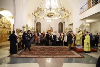 14-В канун праздника святого апостола Андрея Первозванного епископ Амфилохий совершил всенощное бдение в главном храме Рудного Алтая