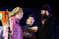 14-Епископ Амфилохий принял участие в праздновании 25-летия Восточно-Казахстанского общества славянской культуры