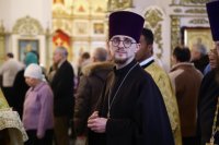 4-«Радуйся, Андрее, апостоле Христов Первозванный!». Престольное торжество Свято-Андреевского кафедрального собора города Усть-Каменогорска (+ВИДЕО)