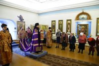 2-Во вторник Светлой седмицы епископ Амфилохий возглавил служение Божественной литургии в Богородице-Рождественском храме Усть-Каменогорска