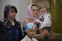 27-Во вторник Светлой седмицы епископ Амфилохий возглавил служение Божественной литургии в Богородице-Рождественском храме Усть-Каменогорска