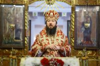 36-Во вторник Светлой седмицы епископ Амфилохий возглавил служение Божественной литургии в Богородице-Рождественском храме Усть-Каменогорска