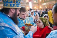 24-Епископ Амфилохий сослужил Главе Православной Церкви Казахстана за Божественной литургией в праздник Сретения Господня