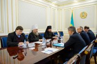 4-Состоялась встреча Митрополита Александра и Епископа Амфилохия с Акимом Восточно-Казахстанской области