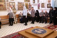 2-Управляющий Усть-Каменогорской епархией совершил Божественную литургию в Петро-Павловском храме Знаменско-Абалацкого женского монастыря г.Семипалатинска