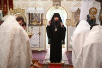 35-Управляющий Усть-Каменогорской епархией совершил Божественную литургию в Петро-Павловском храме Знаменско-Абалацкого женского монастыря г.Семипалатинска