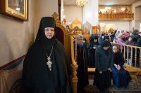 11-Епископ Амфилохий участвовал во встрече в Алма-Ате честных мощей мученицы Агафии Панормской – небесной заступницы от землетрясений, пожаров и иных стихийных бедствий