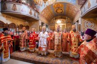 2-В неделю по Пасхе епископ Амфилохий принял участие в торжествах, посвященных преставлению ко Господу преподобного Севастиана Карагандинского