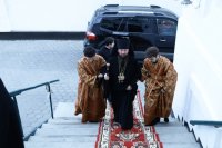 4-Архипастырский визит в город Семипалатинск. Божественная литургия в Знаменско-Абалацком Петропавловском женском монастыре