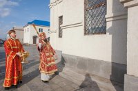 9-Управляющий Усть-Каменогорской епархией сослужил Главе Казахстанского Митрополичьего округа за освящением храма во имя новомучеников акмолинских