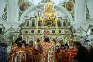 Божественная Литургия в день Собора новомучеников и исповедников Казахстанских в Спасо-Воскресенском кафедральном соборе Семипалатинска