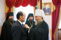 2-Управляющий Усть-Каменогорской епархией принял участие во вручении наград Казахстанского Митрополичьего округа по случаю 20-летия передачи православным верующим Вознесенского собора Южной столицы