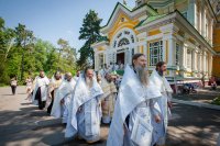 13-Епископ Амфилохий принял участие в торжествах по случаю 20-летия возвращения Вознесенского собора Алма-Аты Православной Церкви Казахстана