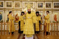3-В Прощеное воскресенье епископ Амфилохий совершил Литургию в Андреевском соборе Усть-Каменогорска