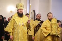 5-В Прощеное воскресенье епископ Амфилохий совершил Литургию в Андреевском соборе Усть-Каменогорска