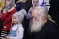 32-В Прощеное воскресенье епископ Амфилохий совершил Литургию в Андреевском соборе Усть-Каменогорска