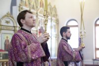 6-В Неделю четвертую Великого поста епископ Амфилохий совершил Литургию свт. Василия Великого в главном храме Усть-Каменогорска – Андреевском соборе