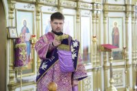 12-В Неделю четвертую Великого поста епископ Амфилохий совершил Литургию свт. Василия Великого в главном храме Усть-Каменогорска – Андреевском соборе