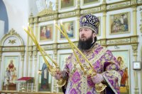 20-В Неделю четвертую Великого поста епископ Амфилохий совершил Литургию свт. Василия Великого в главном храме Усть-Каменогорска – Андреевском соборе