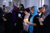 8-Начало чтения Великого покаянного канона в Андреевском кафедральном соборе Усть-Каменогорска