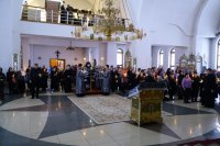 10-Начало чтения Великого покаянного канона в Андреевском кафедральном соборе Усть-Каменогорска