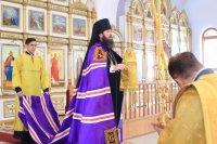 5-Воскресная литургия архипастрыским служением в главном храме Восточного Казахстана
