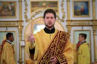 15-Воскресная литургия архипастрыским служением в главном храме Восточного Казахстана