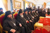 8-Патриарх Иерусалимский Феофил принял группу паломников из Восточного Казахстана во главе с епископом Амфилохием