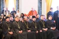 12-Патриарх Иерусалимский Феофил принял группу паломников из Восточного Казахстана во главе с епископом Амфилохием