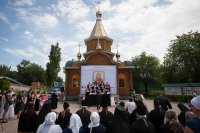 3-Глава Восточно-Казахстанской епархии и иерархи Митрополичьего округа открыли мемориальную доску, посвященную 1000-летию преставления равноапостольного князя Владимира