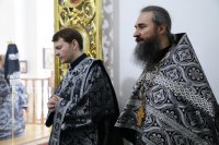 12-В среду первой седмицы Великого поста Управляющий Усть-Каменогорской епархией совершил Литургию Преждеосвященных Даров в Андреевском соборе