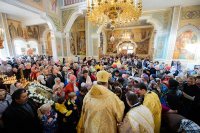 10-Епископ Амфилохий принял участие в праздновании 60-летия преставления ко Господу священноисповедника Николая, митрополита Алма-Атинского