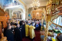 12-Епископ Амфилохий принял участие в праздновании 60-летия преставления ко Господу священноисповедника Николая, митрополита Алма-Атинского