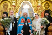 17-Епископ Амфилохий принял участие в праздновании 60-летия преставления ко Господу священноисповедника Николая, митрополита Алма-Атинского
