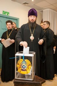 Члены паломнической делегации Усть-Каменогорской епархии на Святой Земле приняли участие во внеочередных выборах Президента Республики Казахстан