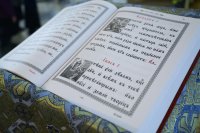 22-Епископ Амфилохий совершил утреню с чтением Акафиста Пресвятой Богородице в Андреевском кафедральном соборе в Усть-Каменогорске