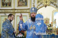 27-Епископ Амфилохий совершил утреню с чтением Акафиста Пресвятой Богородице в Андреевском кафедральном соборе в Усть-Каменогорске