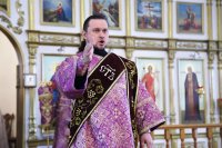 21-В день памяти великомученика Феодора Тирона епископ Амфилохий совершил Литургию свт. Иоанна Златоуста в главном храме Усть-Каменогорской епархии – Андреевском кафедральном соборе